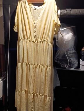 Ava & Viv Soft Yellow Tiered V-Neck Maxi Dress